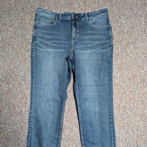 Maurice's ever flex high rise size 16